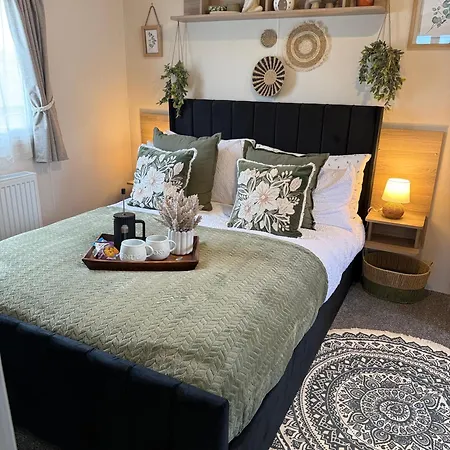 Luxury Caravan, On The