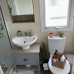 Luxury Caravan, On The منتزه العطل ريدكار